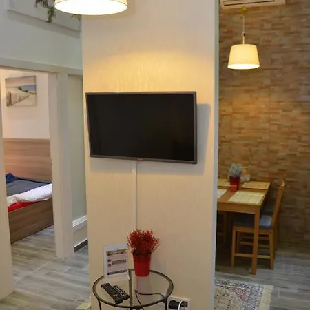Διαμέρισμα Nn Apartmanette *