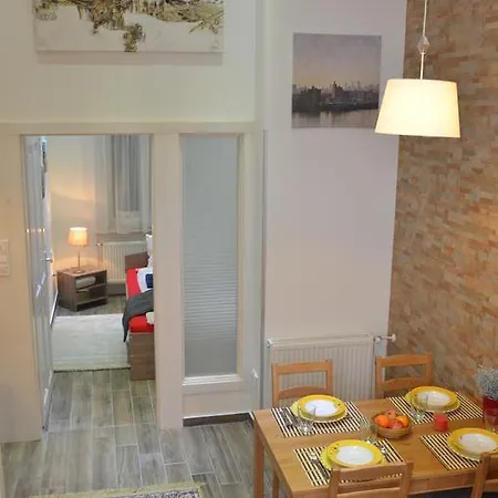 Διαμέρισμα Nn Apartmanette *