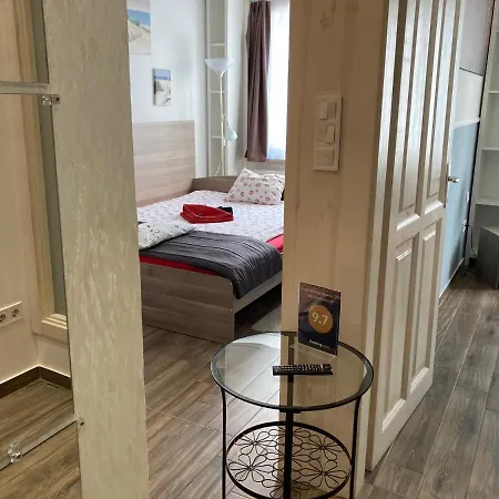 Nn Apartmanette *