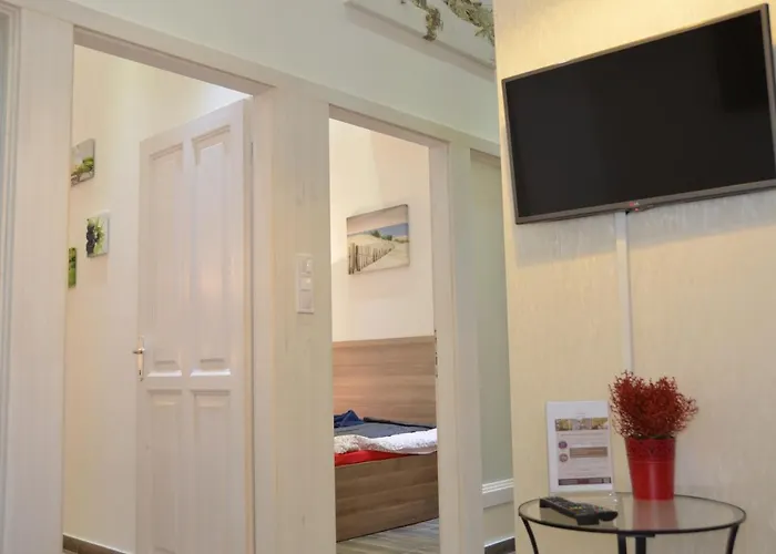 Nn Apartmanette *